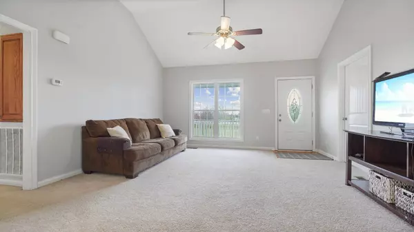 3366 Dobbins Pike, Portland, TN 37148