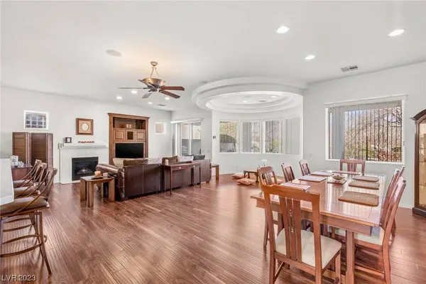 10574 Regal Stallion Avenue, Las Vegas, NV 89135