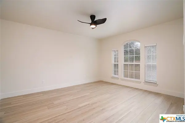 11860 Fm 775, Floresville, TX 78114