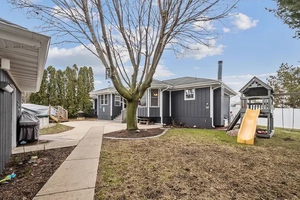 2817 Wake Island DR, Joliet, IL 60435