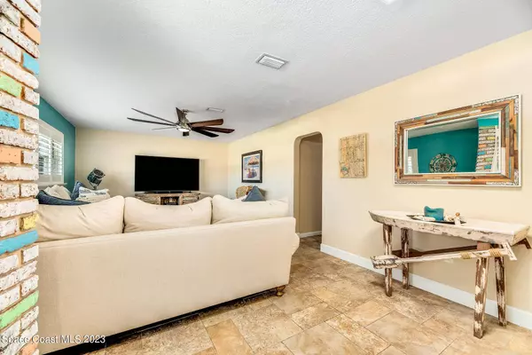 345 Captains Row, Merritt Island, FL 32952