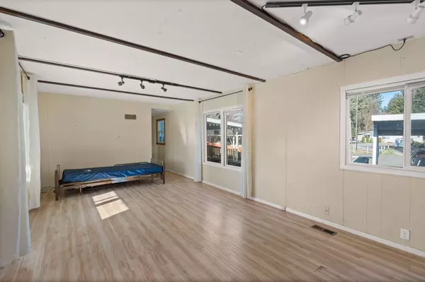 3231 W Boone Ave, Spokane, WA 99201