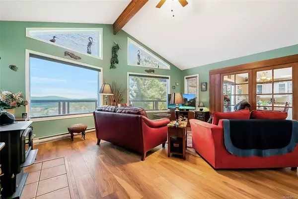 2599 Sea Blush Dr, Nanoose Bay, BC V9P 9E4