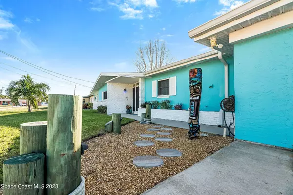 345 Captains Row, Merritt Island, FL 32952