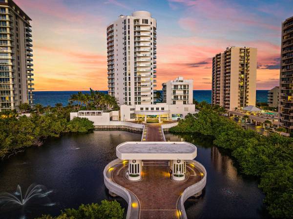 4600 N Ocean DR 201, Singer Island, FL 33404