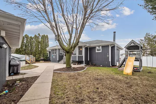 2817 Wake Island DR, Joliet, IL 60435