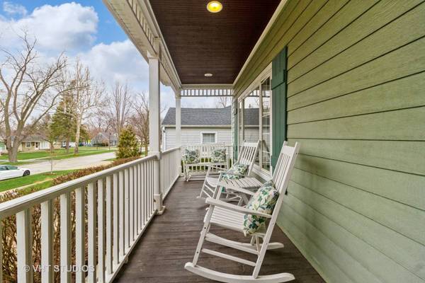 425 N Garfield ST, Lombard, IL 60148