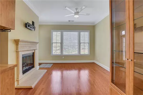 11 Perimeter CTR E #1212, Atlanta, GA 30346