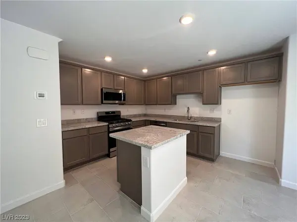 325 Bay Village Place, Henderson, NV 89011