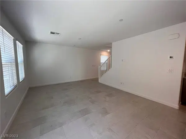 325 Bay Village Place, Henderson, NV 89011