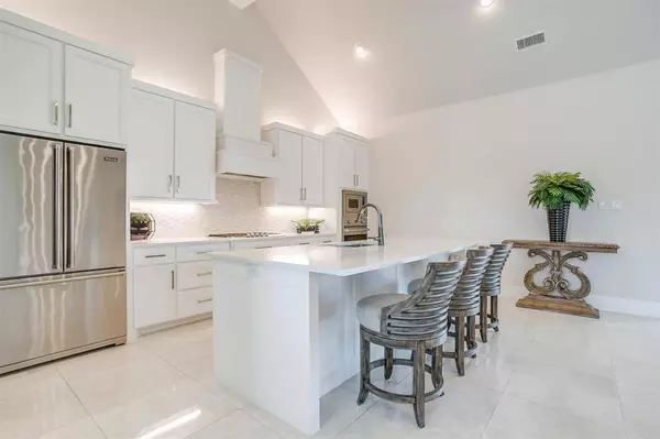 2201 Meridian Place, Midlothian, TX 76065