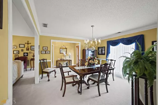 110 Ashford DR, Tyrone, GA 30290