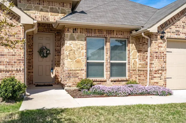 5808 Taylorsville Drive, Fort Worth, TX 76179