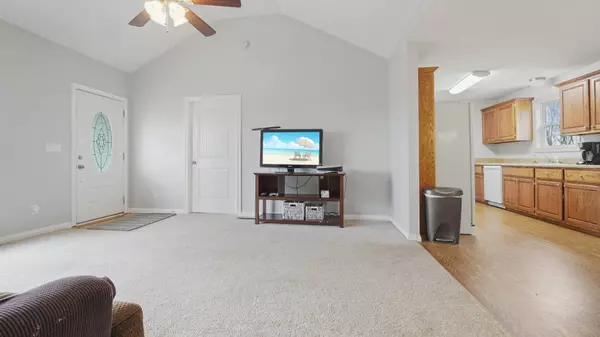 3366 Dobbins Pike, Portland, TN 37148