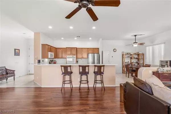 10574 Regal Stallion Avenue, Las Vegas, NV 89135