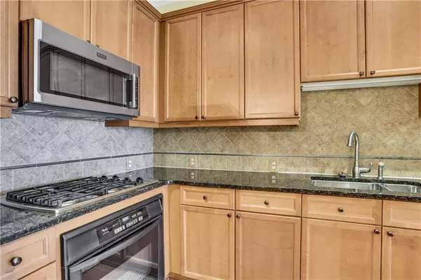 11 Perimeter CTR E #1212, Atlanta, GA 30346