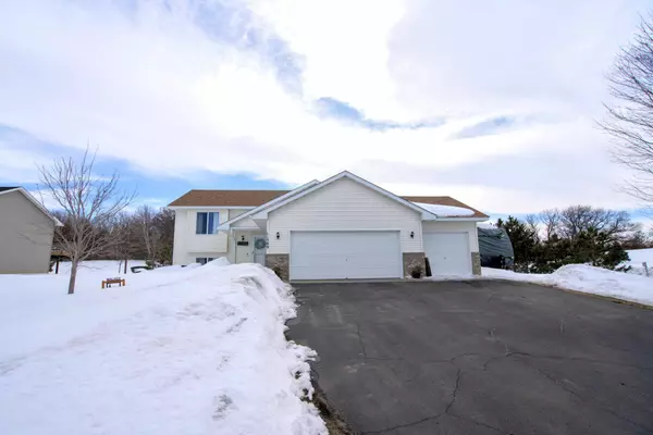 11589 290th AVE, Princeton, MN 55371