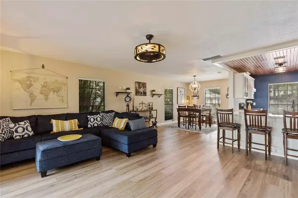 4 ANTIGUA CIR #6, Englewood, FL 34223