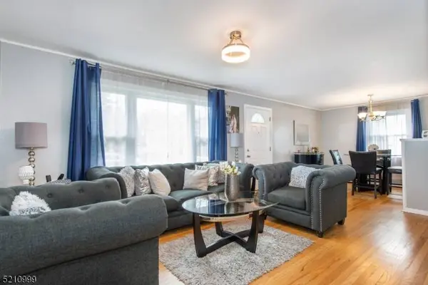 123 Oak Ridge Rd, Clifton City, NJ 07013