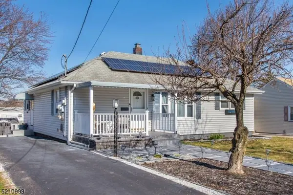 123 Oak Ridge Rd, Clifton City, NJ 07013