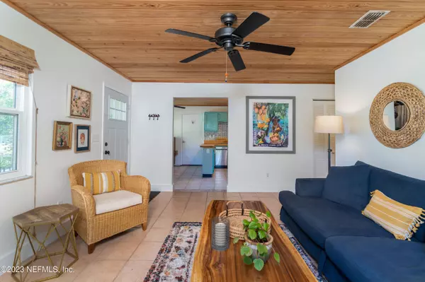 243 COVINO AVE, St Augustine, FL 32084