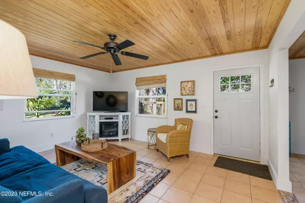 243 COVINO AVE, St Augustine, FL 32084