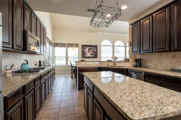 1708 Hickory Chase Circle, Keller, TX 76248