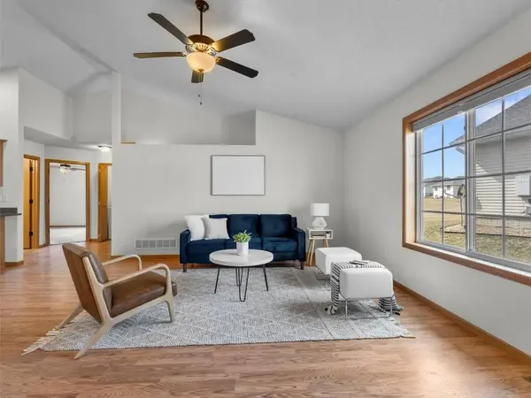 6357 Muirfield Drive SW, Cedar Rapids, IA 52404