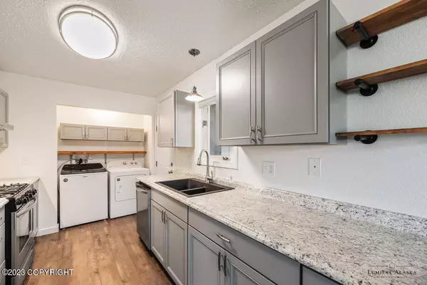 1532 S Chugach ST, Palmer, AK 99645