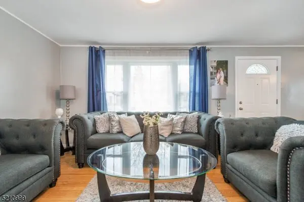 123 Oak Ridge Rd, Clifton City, NJ 07013