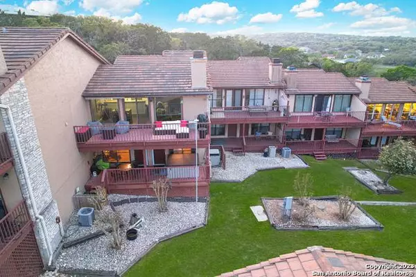 116 CAMPBELL DR UNIT 2, Canyon Lake, TX 78133-6015