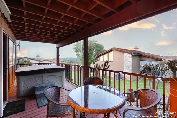 116 CAMPBELL DR UNIT 2, Canyon Lake, TX 78133-6015