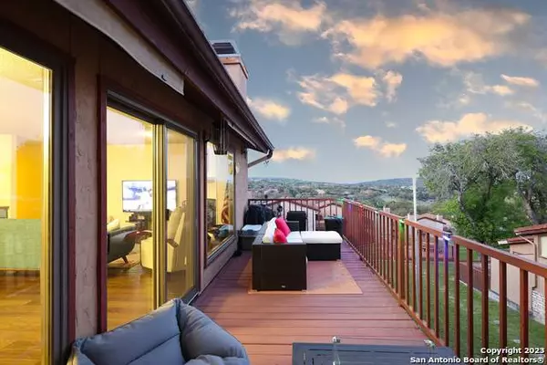 116 CAMPBELL DR UNIT 2, Canyon Lake, TX 78133-6015