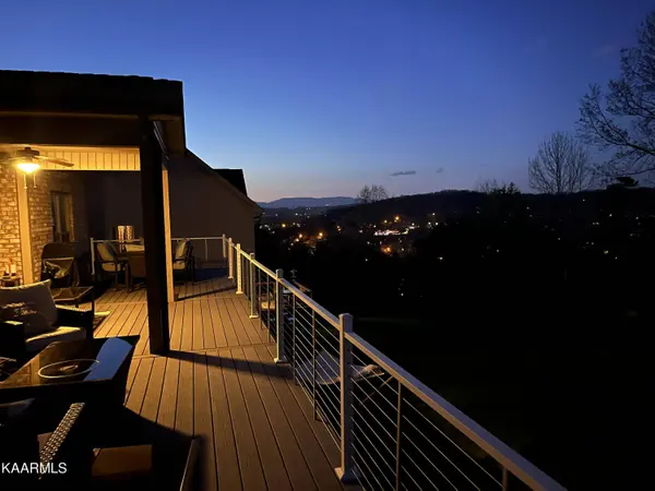 9965 Winding Hill LN, Knoxville, TN 37931