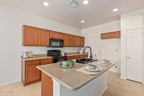 2474 E HANCOCK Trail, Casa Grande, AZ 85194