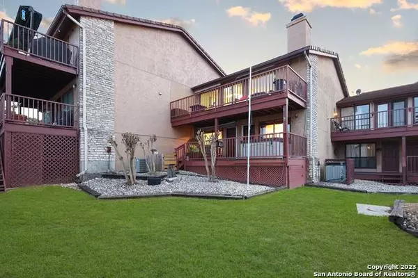 116 CAMPBELL DR UNIT 2, Canyon Lake, TX 78133-6015