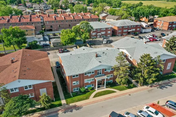 10113 Hartford Court #3A, Schiller Park, IL 60176