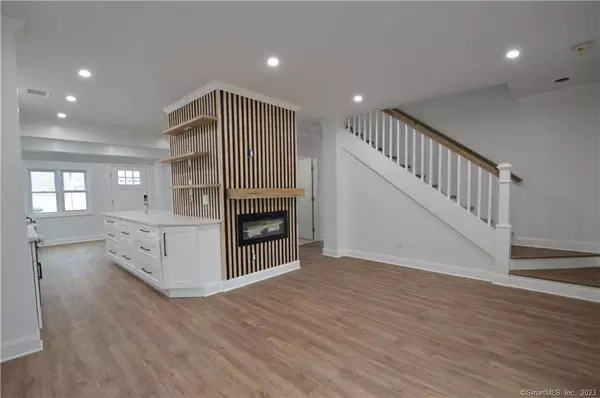 312 West Avenue, Darien, CT 06820