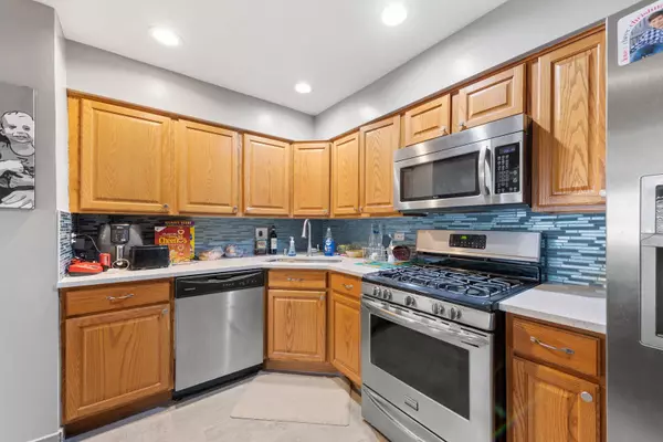 10113 Hartford Court #3A, Schiller Park, IL 60176