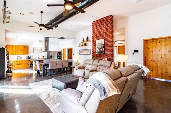 25 Virginia Hills DR, Corpus Christi, TX 78414