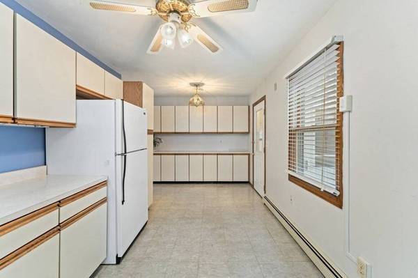 19 Hopkins Ter, Cumberland, RI 02864