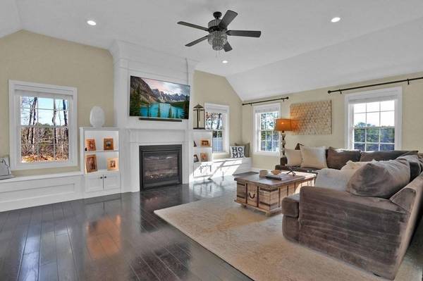 47 Nautical Way, Plymouth, MA 02360