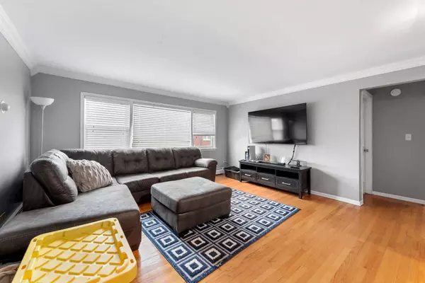 10113 Hartford Court #3A, Schiller Park, IL 60176