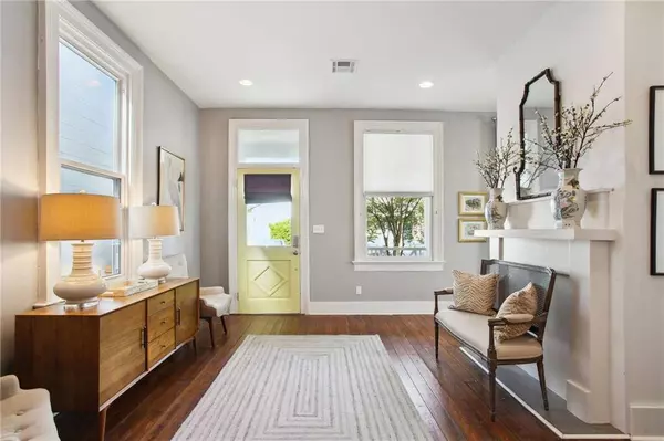 2531 VALENCE ST, New Orleans, LA 70115