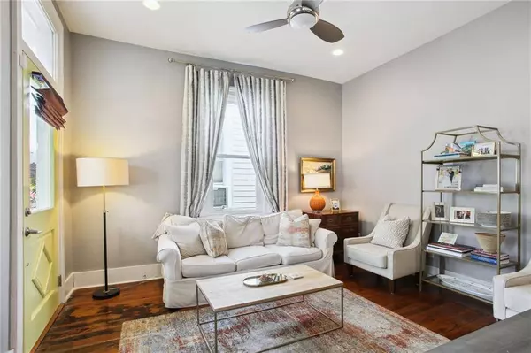 2531 VALENCE ST, New Orleans, LA 70115