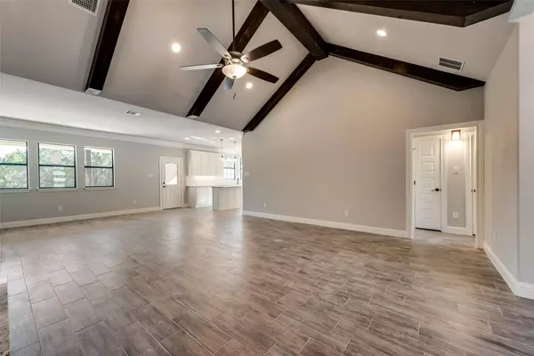 2809 Catfish Court, Granbury, TX 76048