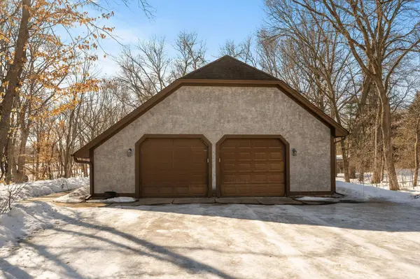 5942 County Road 30 SE, Delano, MN 55328