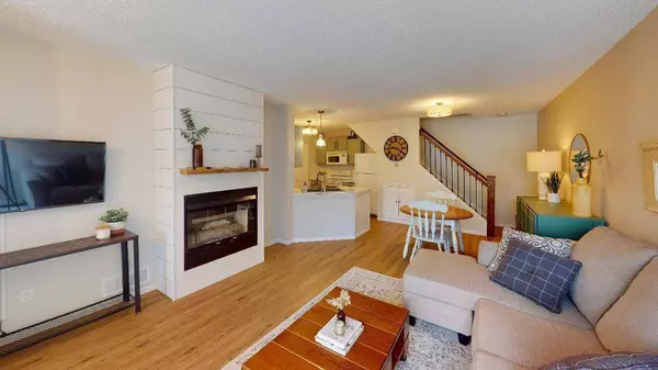 5985 Wedgewood LN N #47, Plymouth, MN 55446