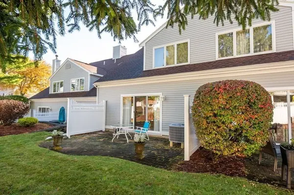 6 Tanglewood Ln #6, Salem, MA 01970