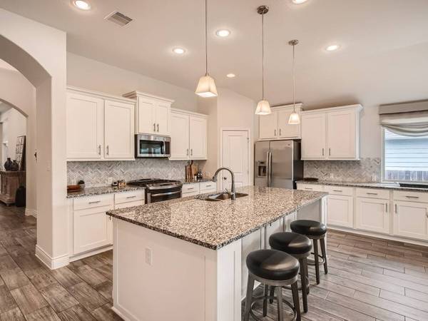 104 Lazio LN, Georgetown, TX 78628